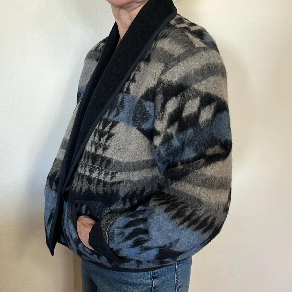 WOOL BLEND SIZE MED SOUTHWEST PATTERN JACKET - Picture 5 of 8